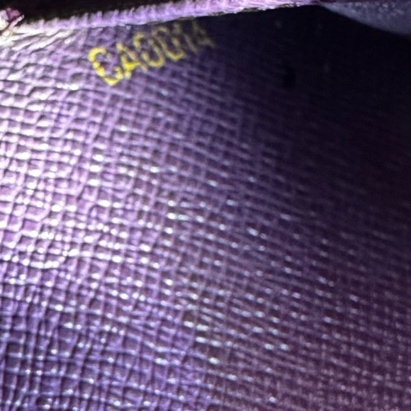 Louis Vuitton Epi Leather Agenda Passport Holder EUC with LV RULER - Picture 5 of 12